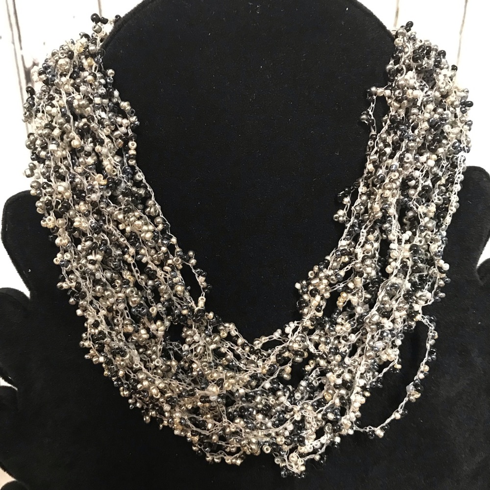 Chunky bead necklace